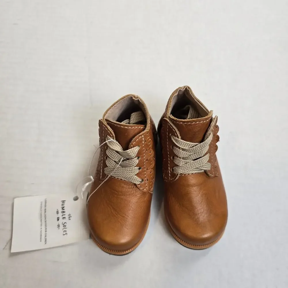 The Humble Soles Nora Boots Size 20/5 Caramel Leather Lace Up Shoes Scallop